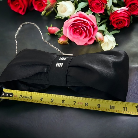 Black satin bow style evening bag with rhinestones - Picture 4 of 6
